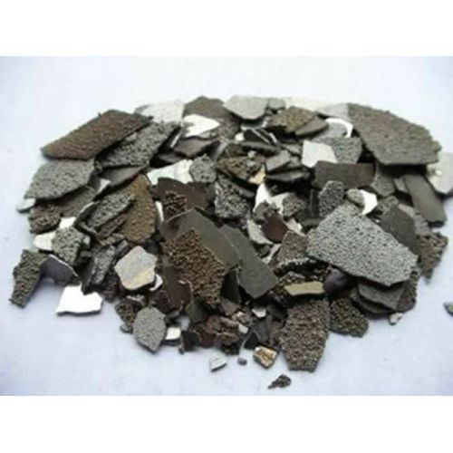 Fiocchi di manganese min 99,7% puro metallo Mn Element 25 25kg Evek GmbH - 1